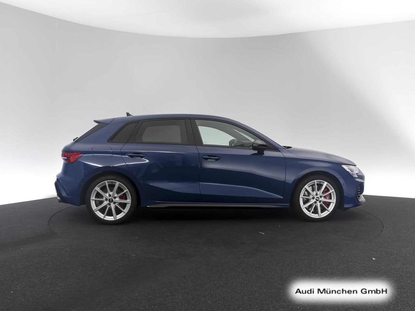 Bild über Audi S3 Sportback TFSI quattro S tronic - für weitere Informationen kontaktieren Sie den Audi Partner