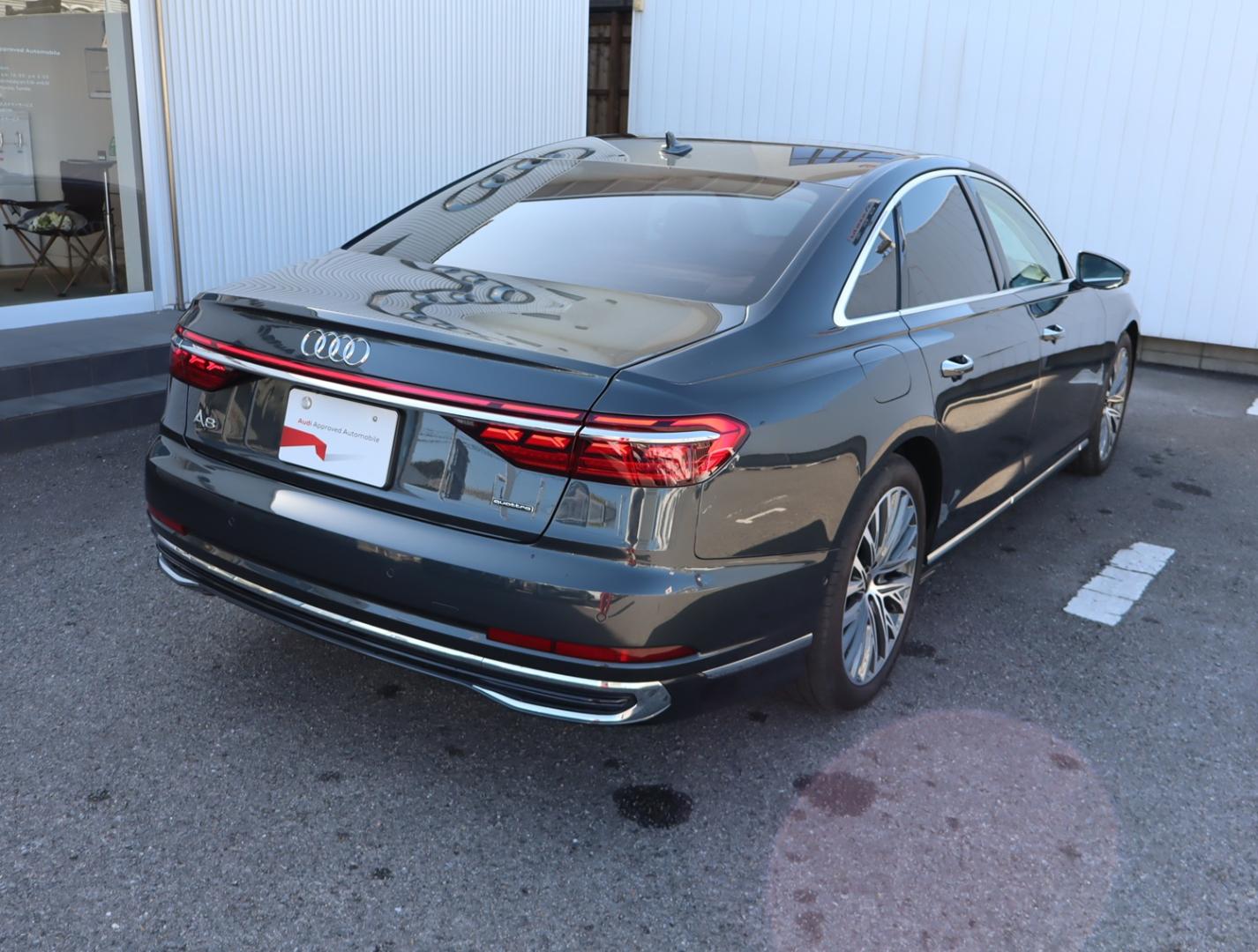 Audi A8 TFSI e 60 TFSI e quattro 340(462) kW(PS) tiptronic for more details contact your dealer