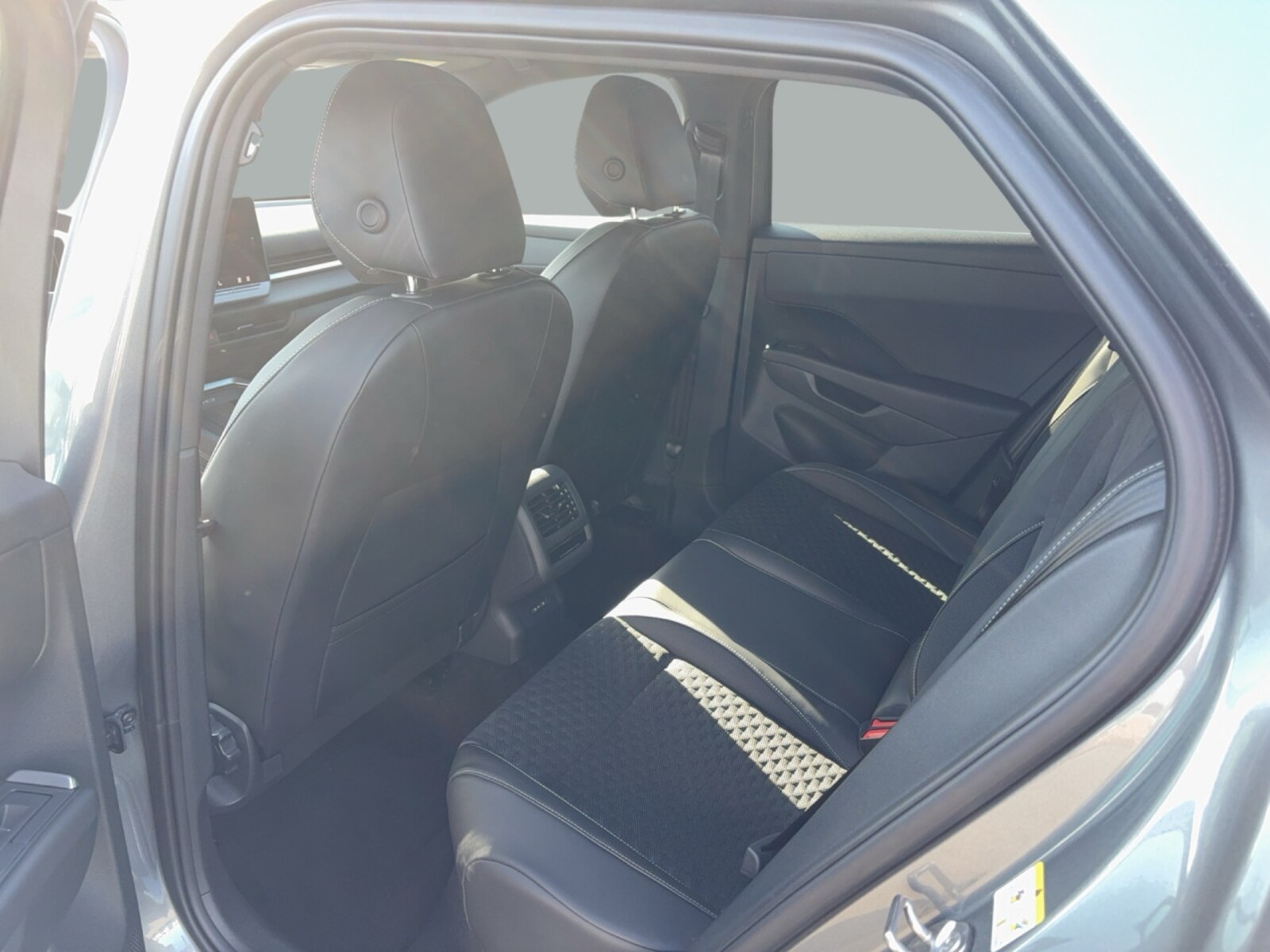 Volkswagen T-Roc – Bild 11
