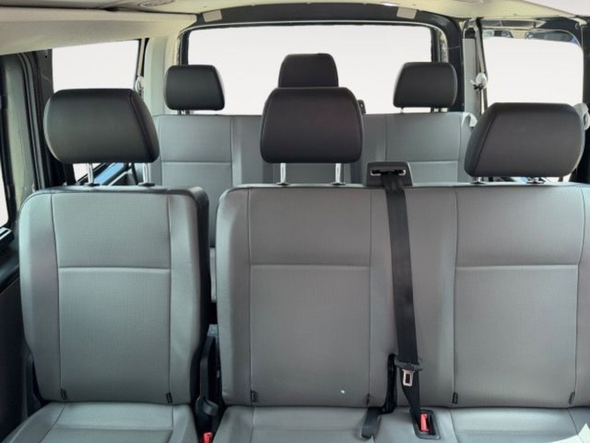 Volkswagen T6.1 Transporter Kombi kurzer Radstand