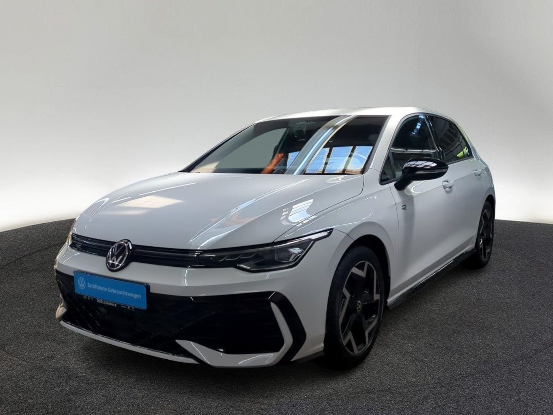 Volkswagen Golf R-Line