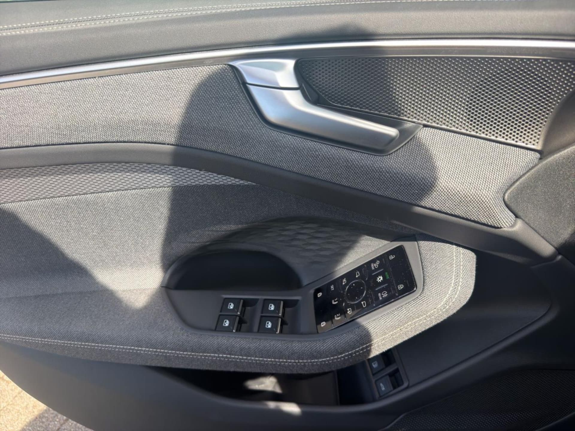 Audi A6 Avant e-hybrid