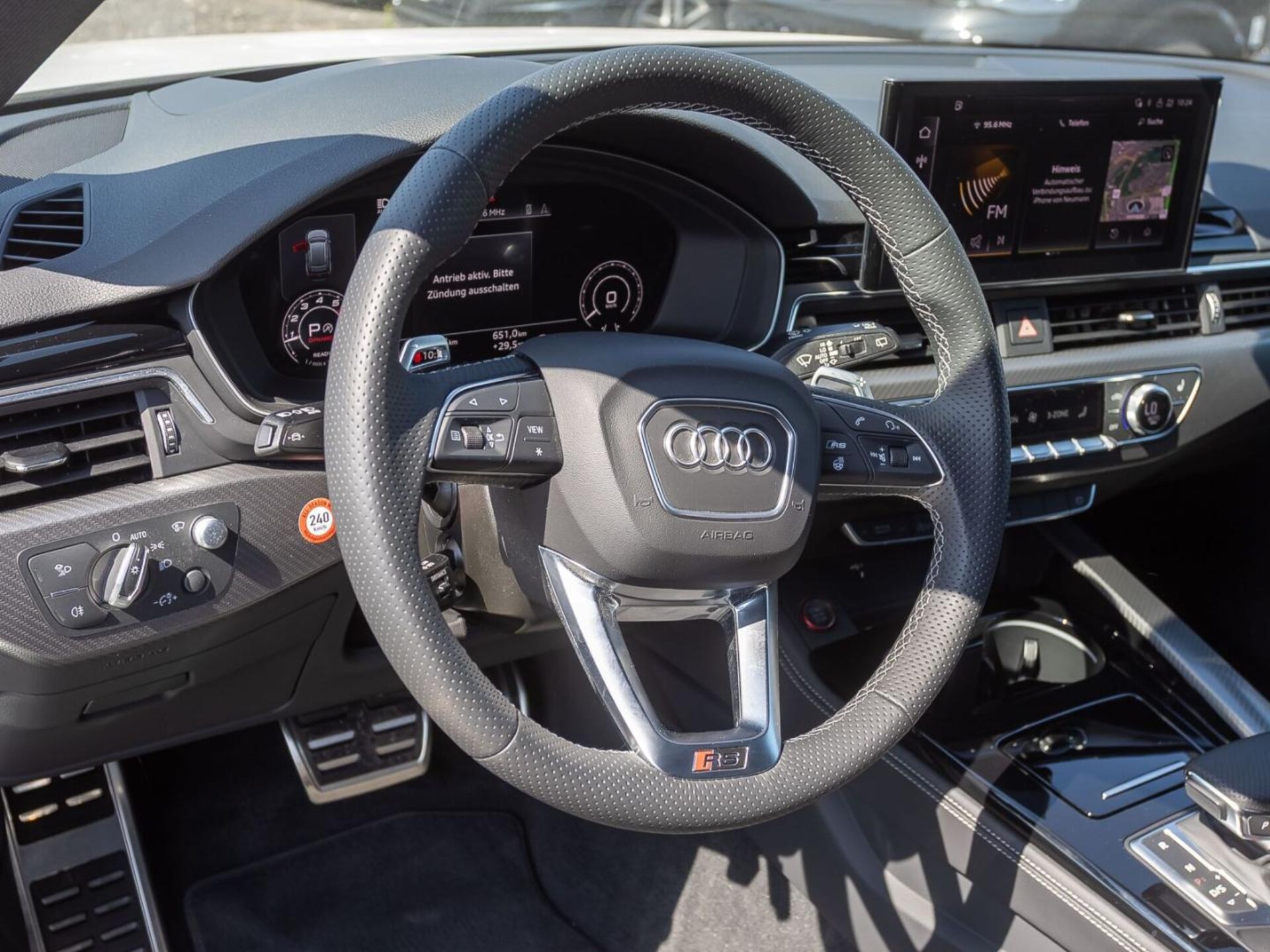 Audi RS 4 Avant