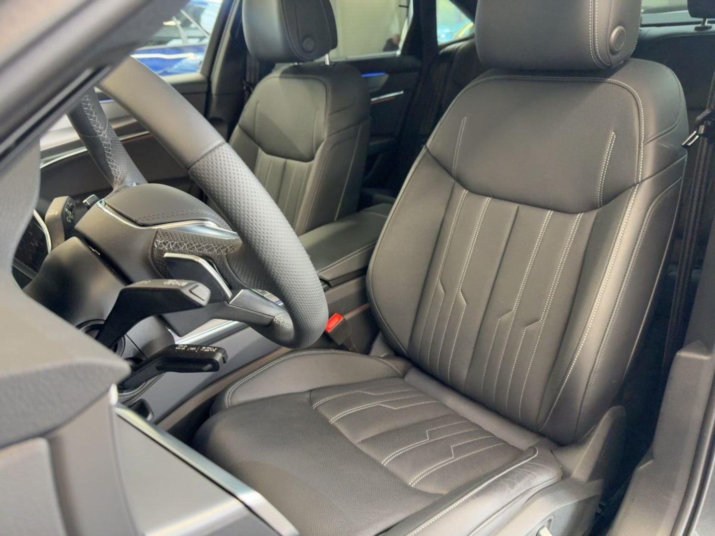 Bild über Audi A6 Limousine S line 45 TFSI quattro S tronic - für weitere Informationen kontaktieren Sie den Audi Partner
