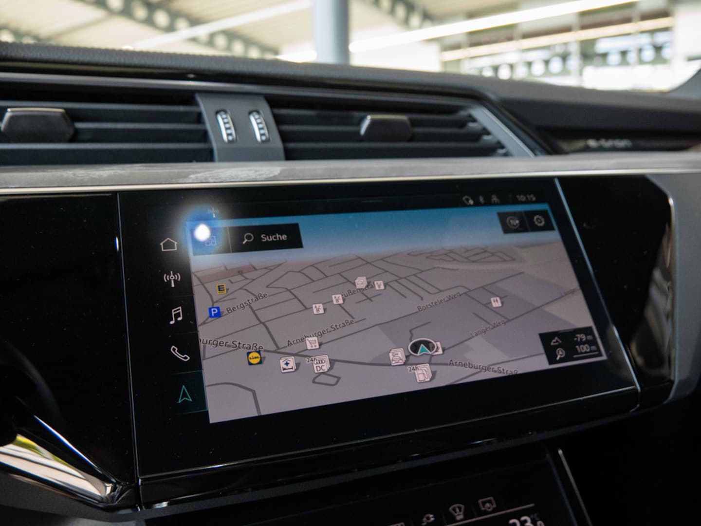 Bild über Audi Q8 e-tron S line 50 e-tron quattro - für weitere Informationen kontaktieren Sie den Audi Partner