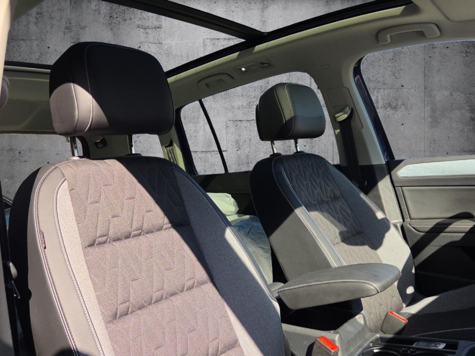 Volkswagen Touran – Bild 12