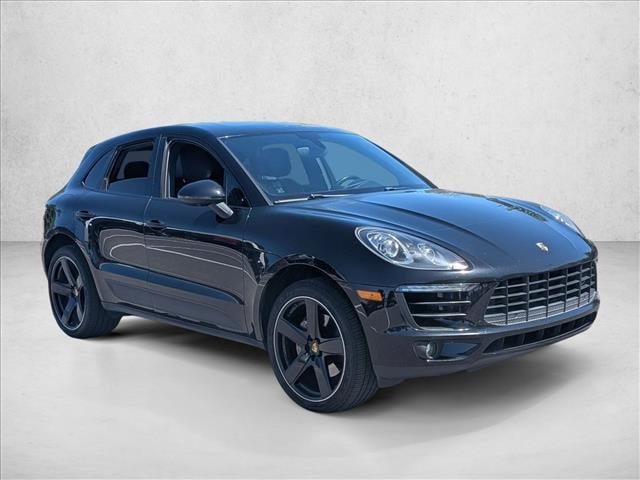 2016 Porsche Macan