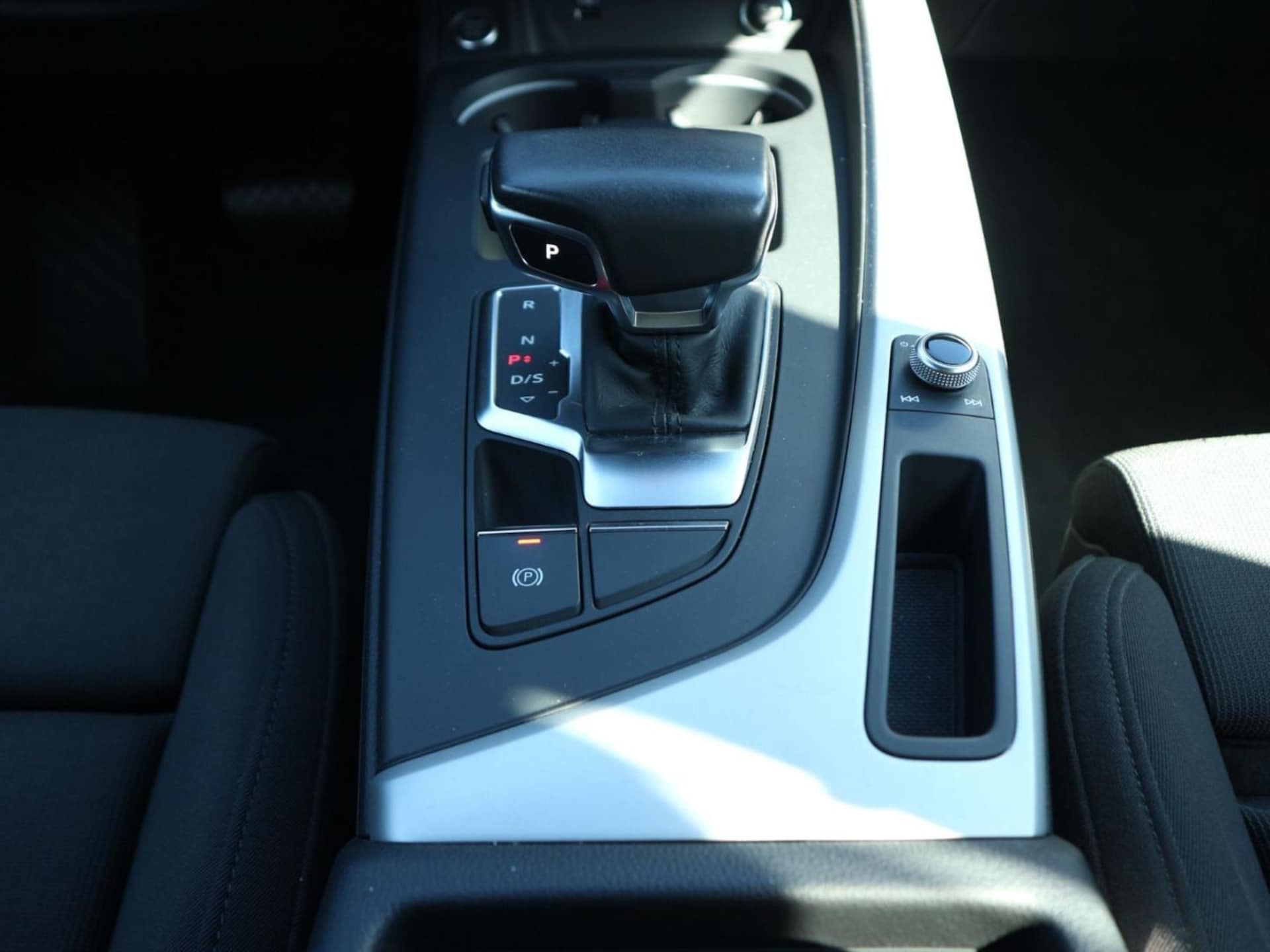Audi A4 Avant S line
