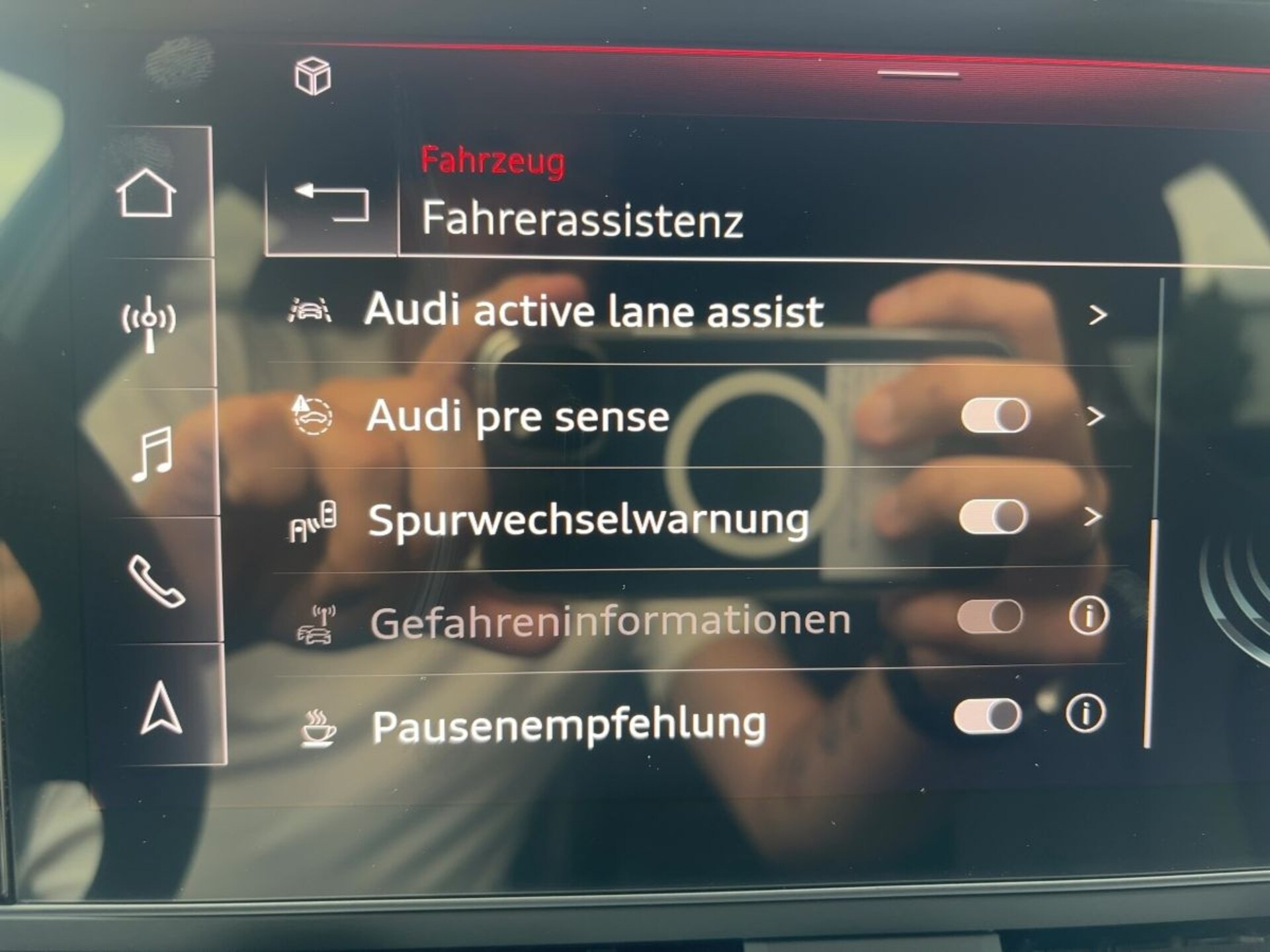 Audi A4 Avant S line