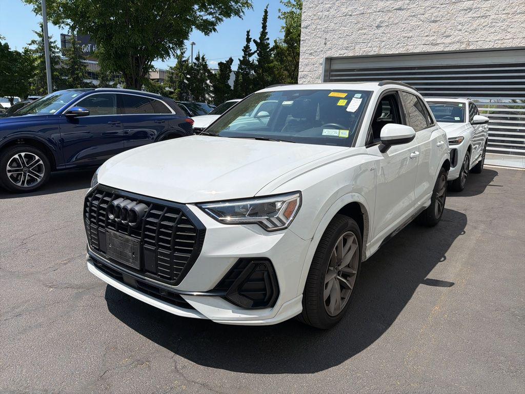 2024 Audi Q3 45 TFSI S Line Premium quattro's photo