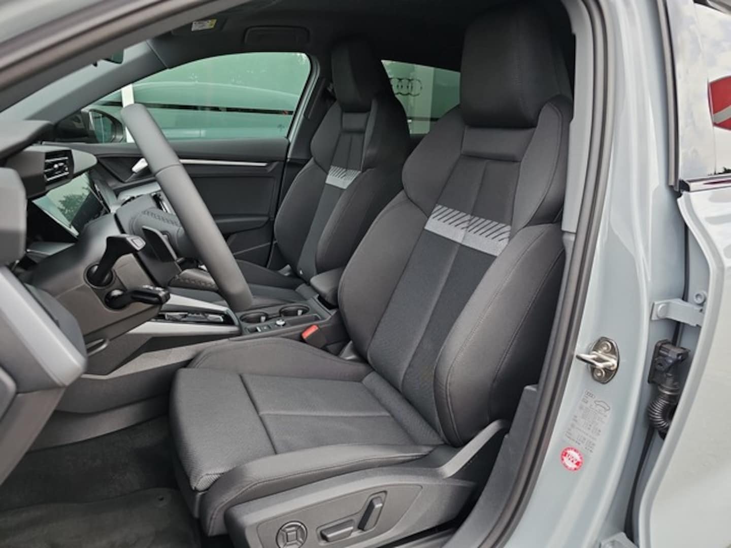 Bild über Audi A3 Sportback TFSI 110 kW S tronic - für weitere Informationen kontaktieren Sie den Audi Partner