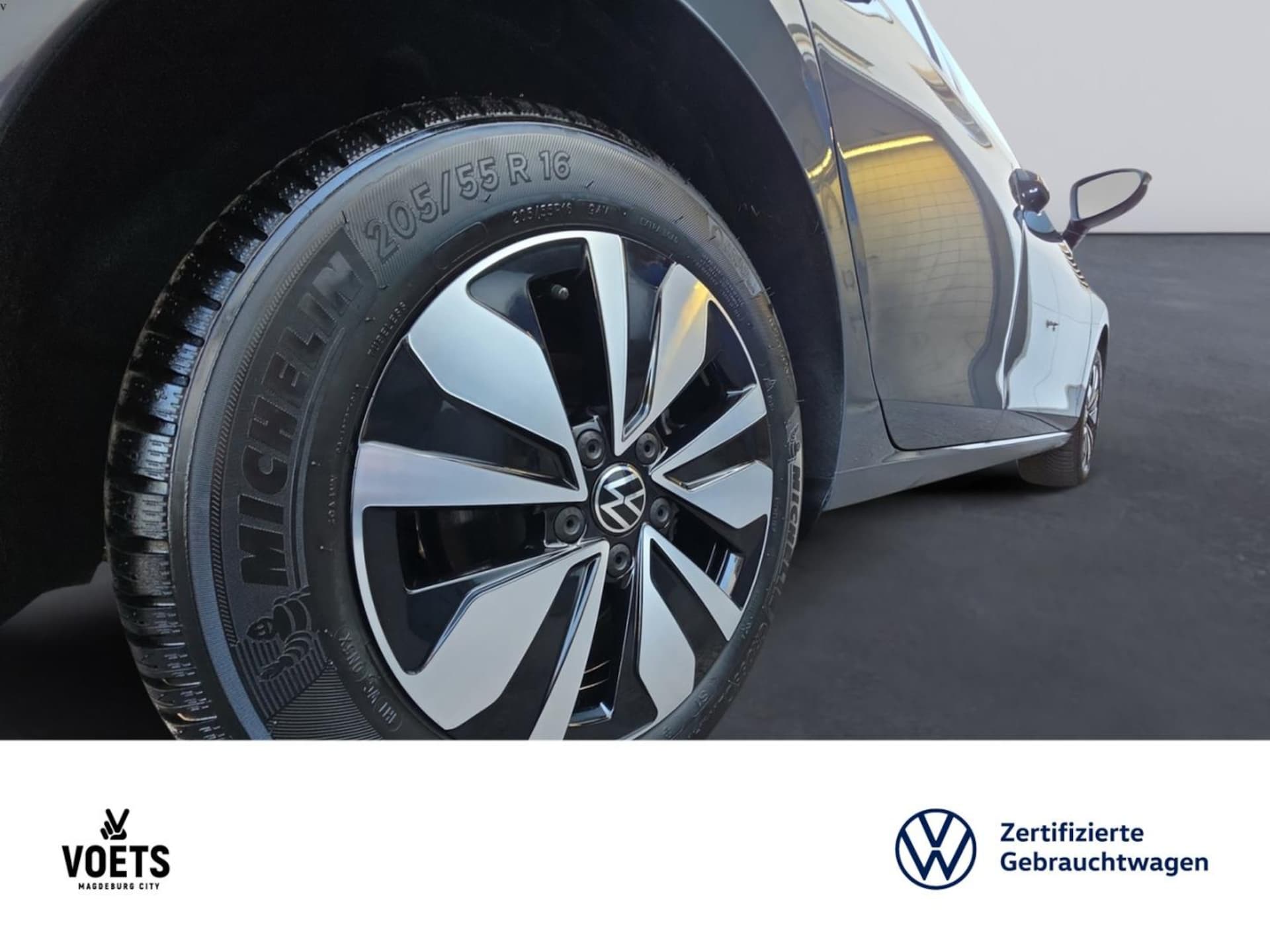 Volkswagen Golf Life