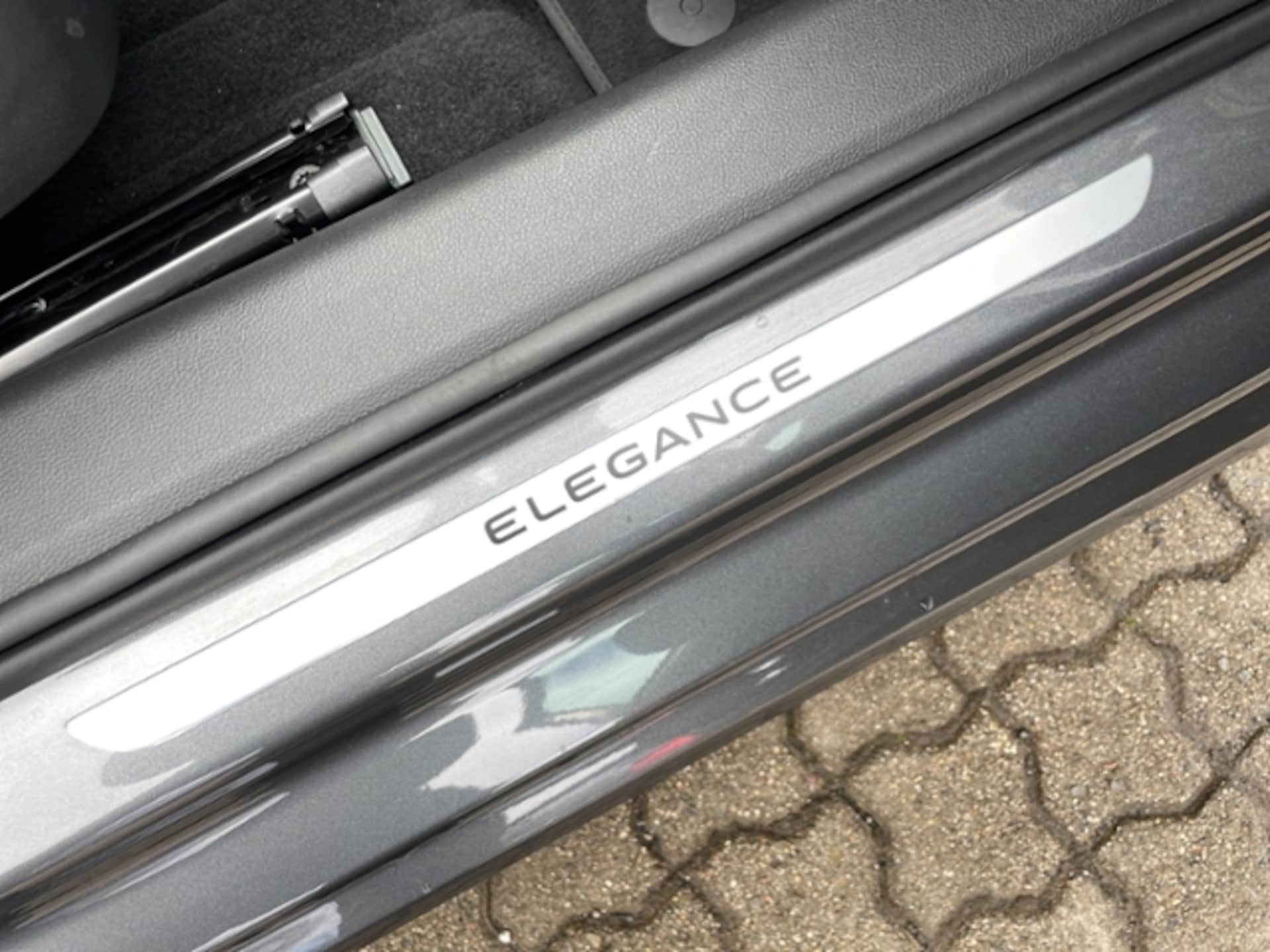 Volkswagen Passat Elegance