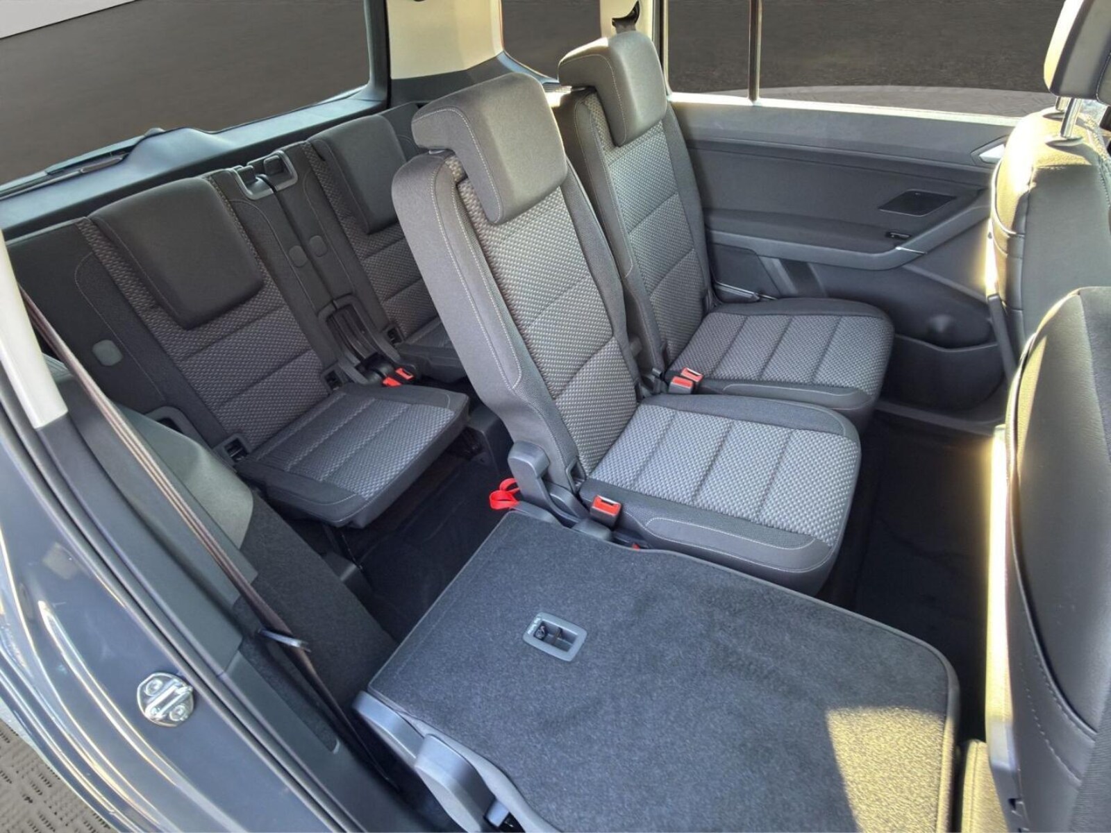 Volkswagen Touran – Bild 15