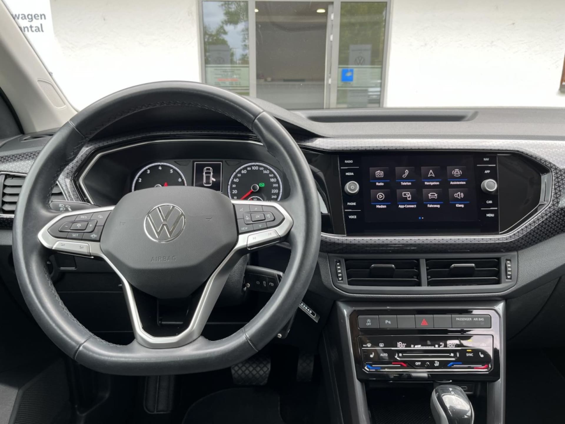 Volkswagen T-Cross Style
