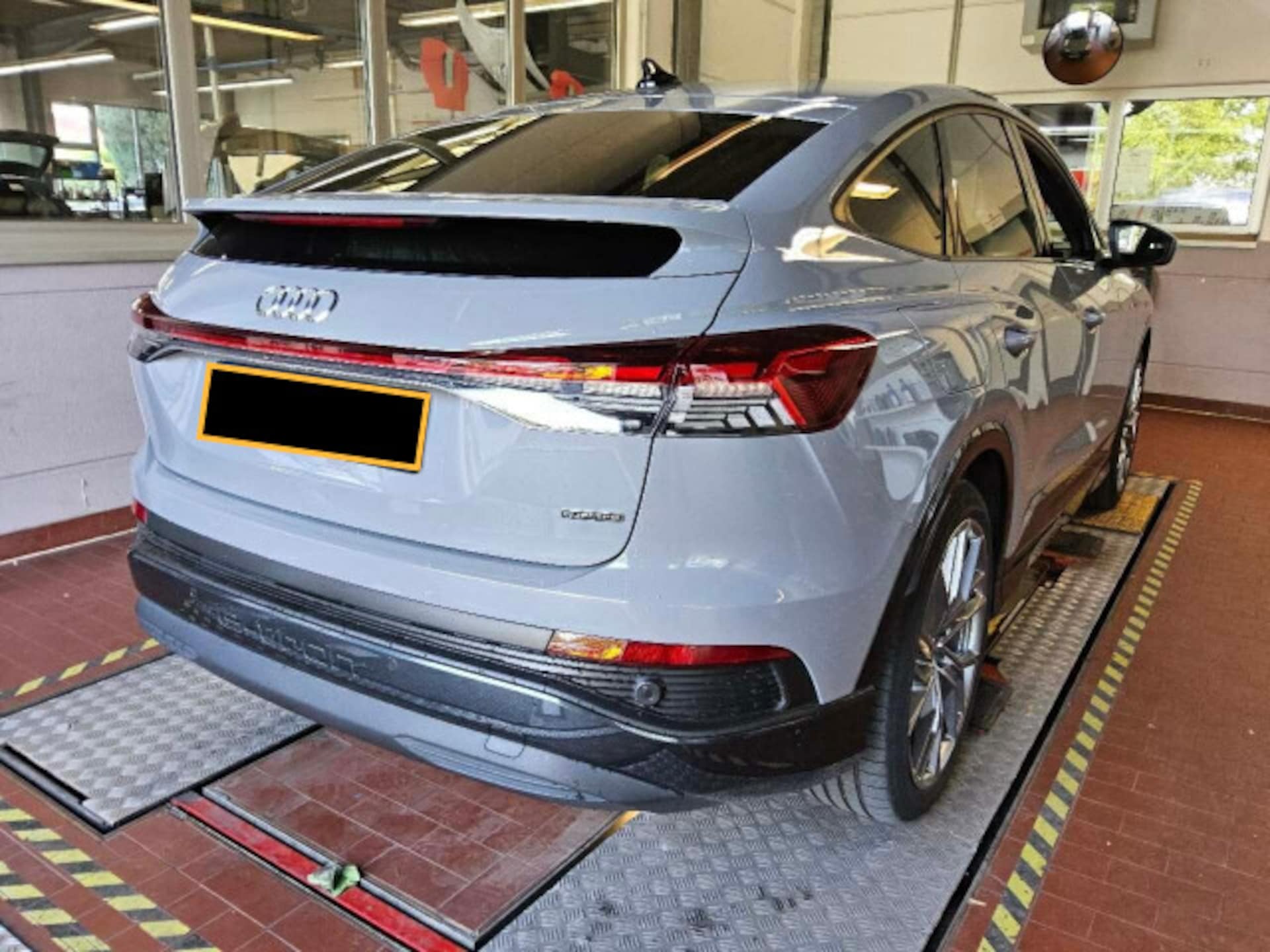 Audi Q4 Sportback e-tron