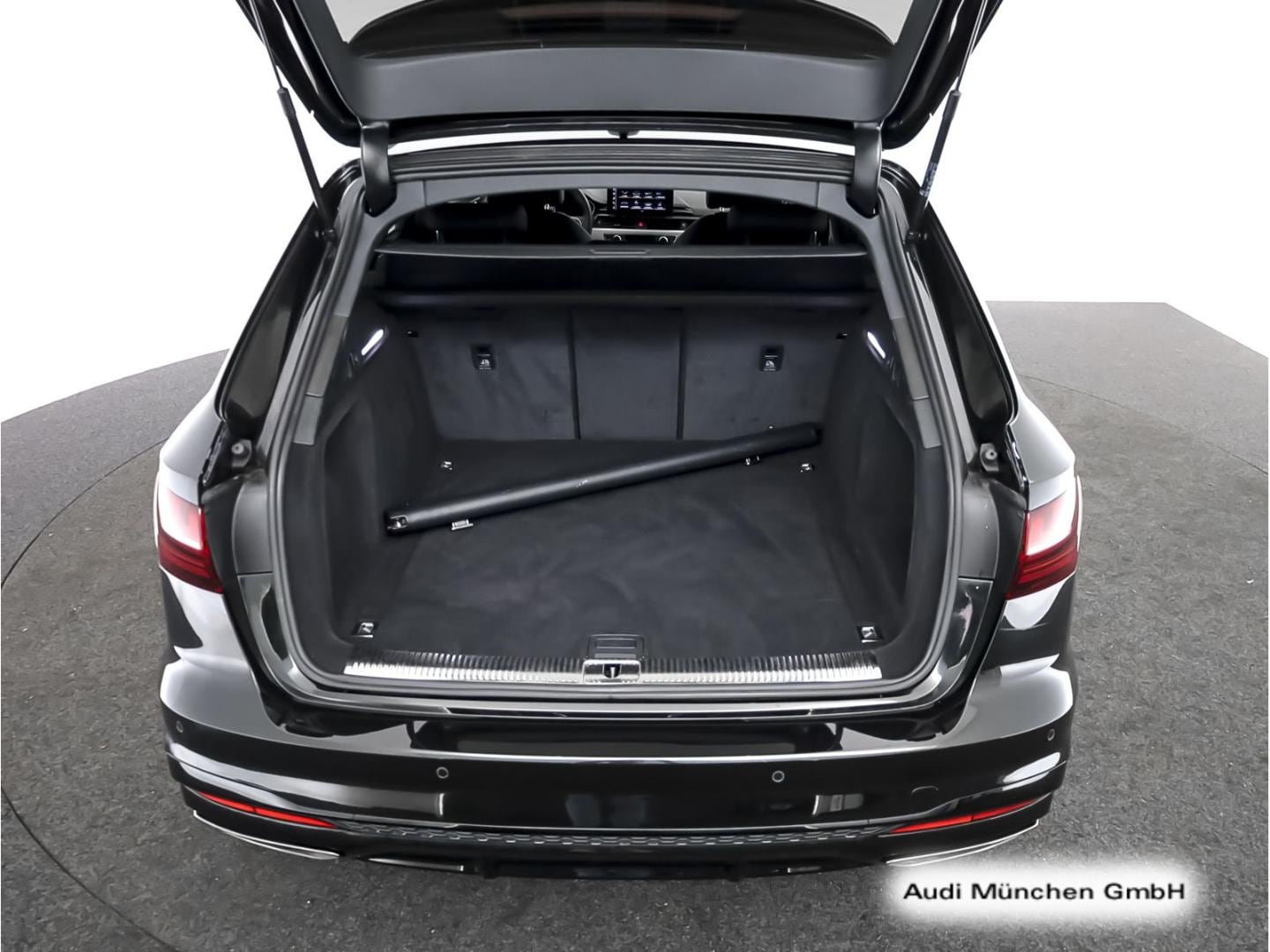 Bild über Audi A4 Avant S line 40 TFSI S tronic - für weitere Informationen kontaktieren Sie den Audi Partner
