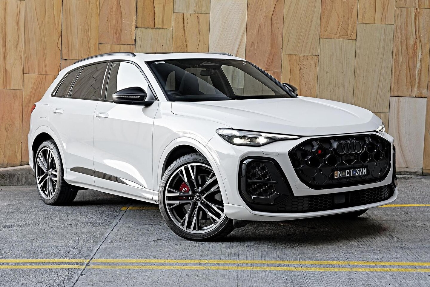 Image about Audi SQ5 SUV TFSI 270 kW edition one