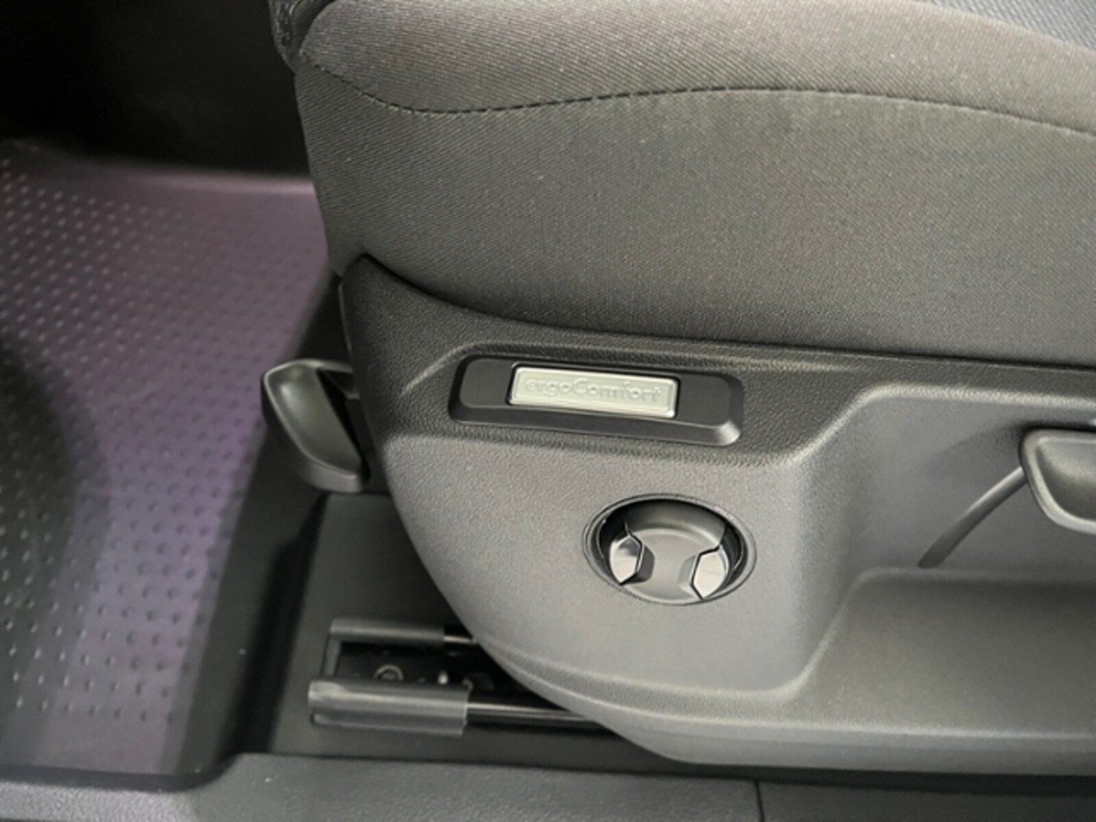 Volkswagen Caddy Cargo – Bild 18
