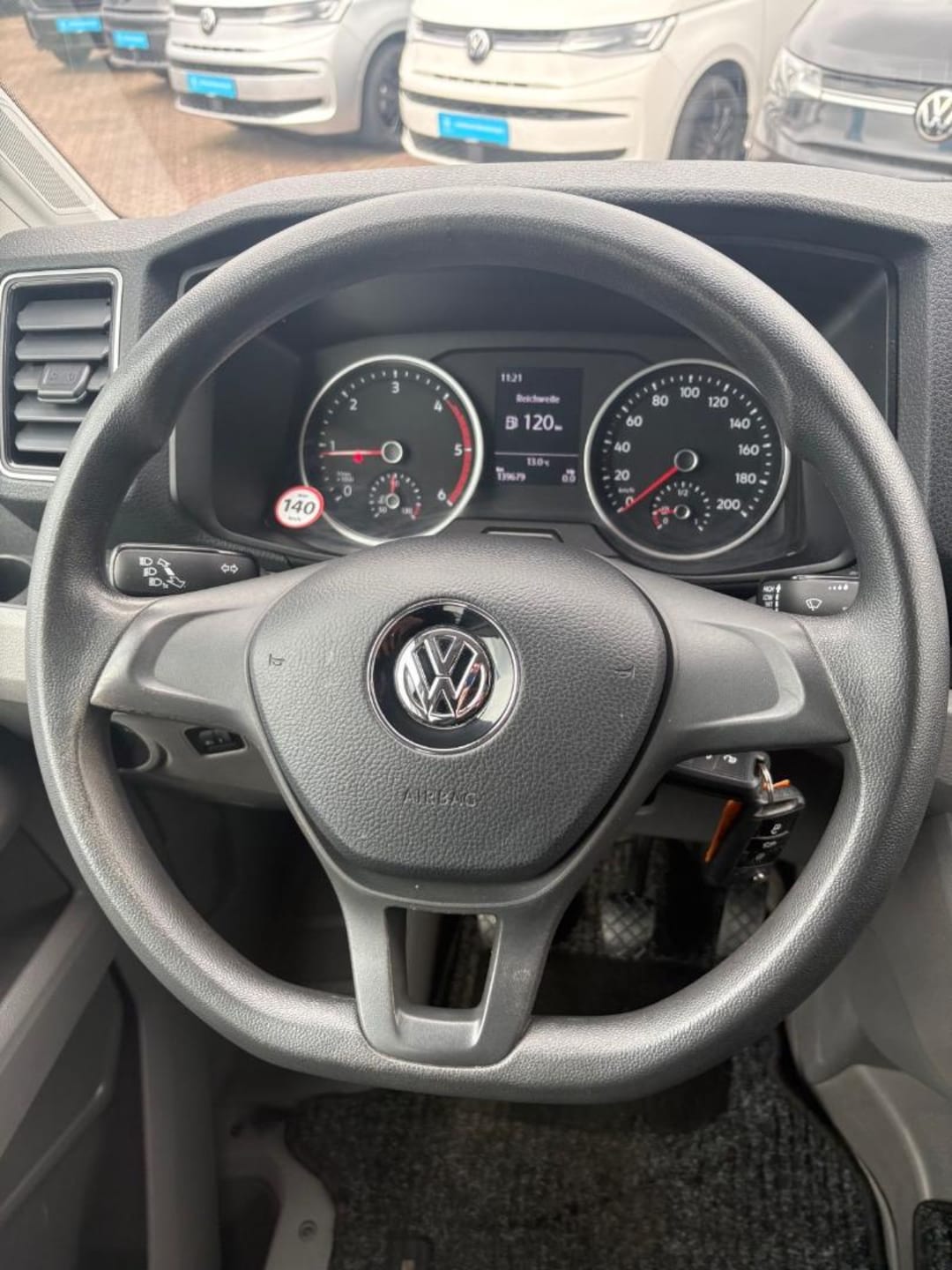 Volkswagen Crafter Kasten mittlerer Radstand