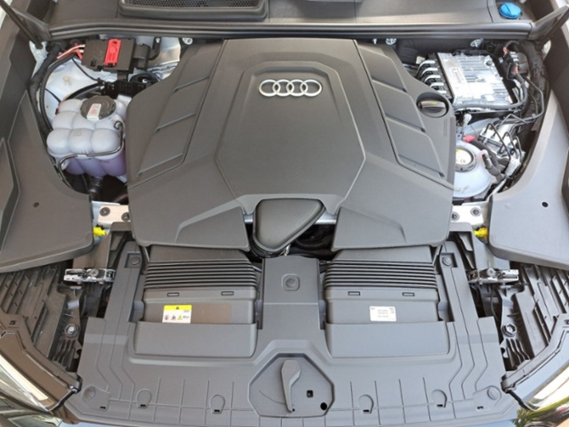 Audi Q8 SUV TFSI e