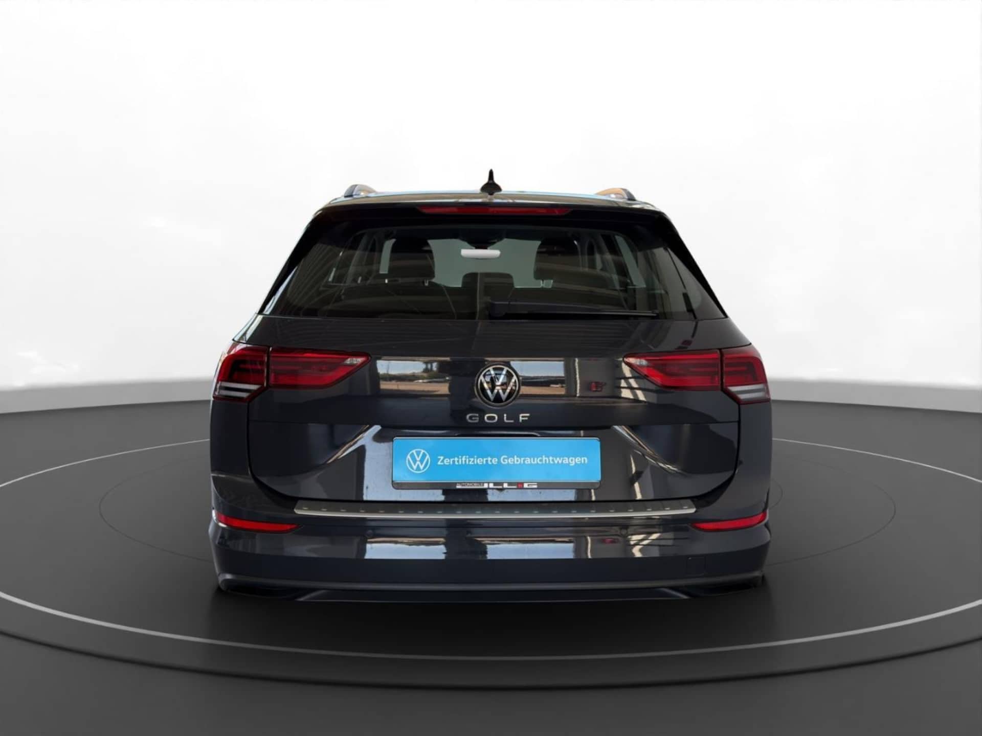 Volkswagen Golf Variant Life