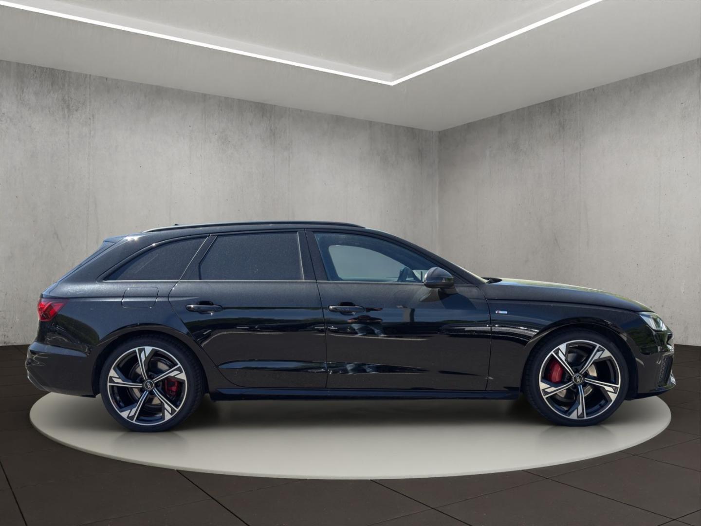 Image about Audi A4 Avant S line 40 TFSI quattro S tronic