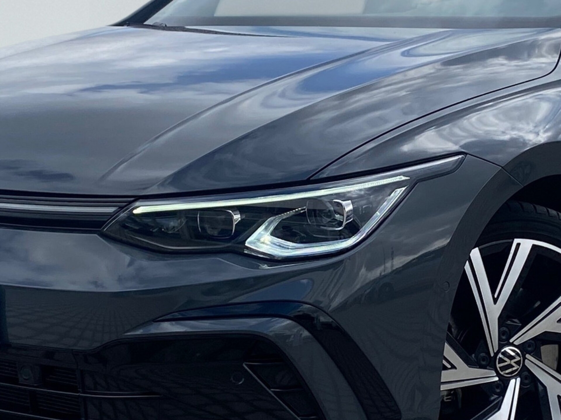 Volkswagen Golf Variant R-Line