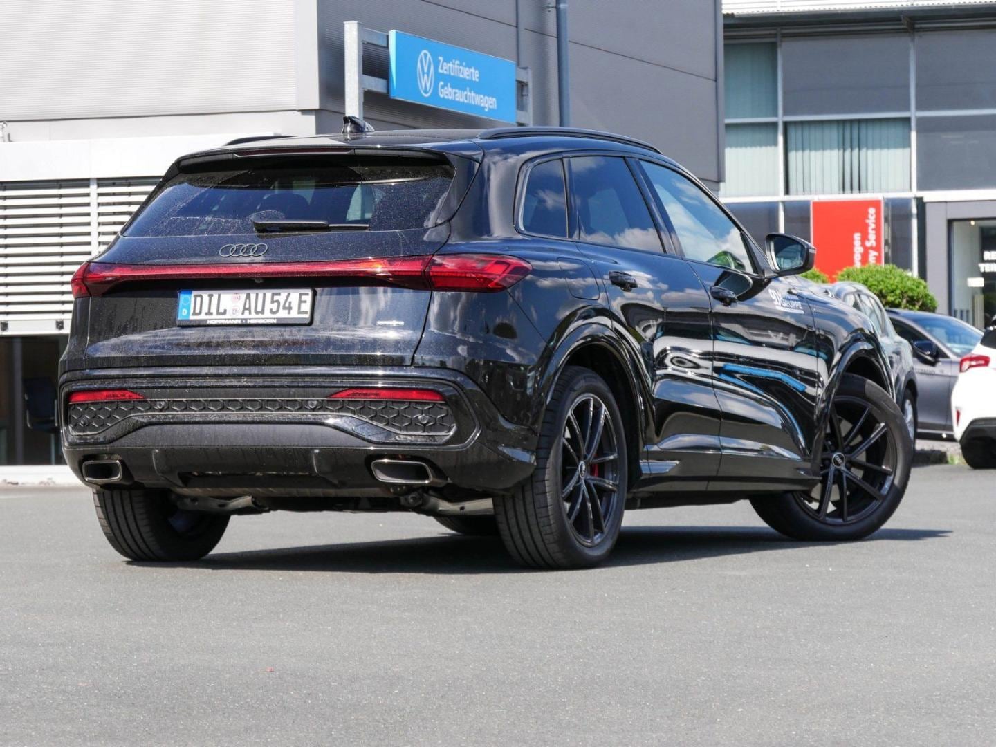 Bild über Audi Q5 SUV e-hybrid e-hybrid quattro 270 kW S tronic - für weitere Informationen kontaktieren Sie den Audi Partner
