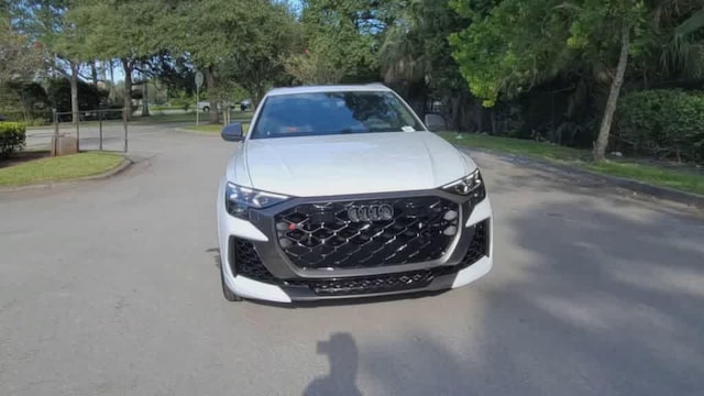 2026 Audi RS Q8 SUV performance