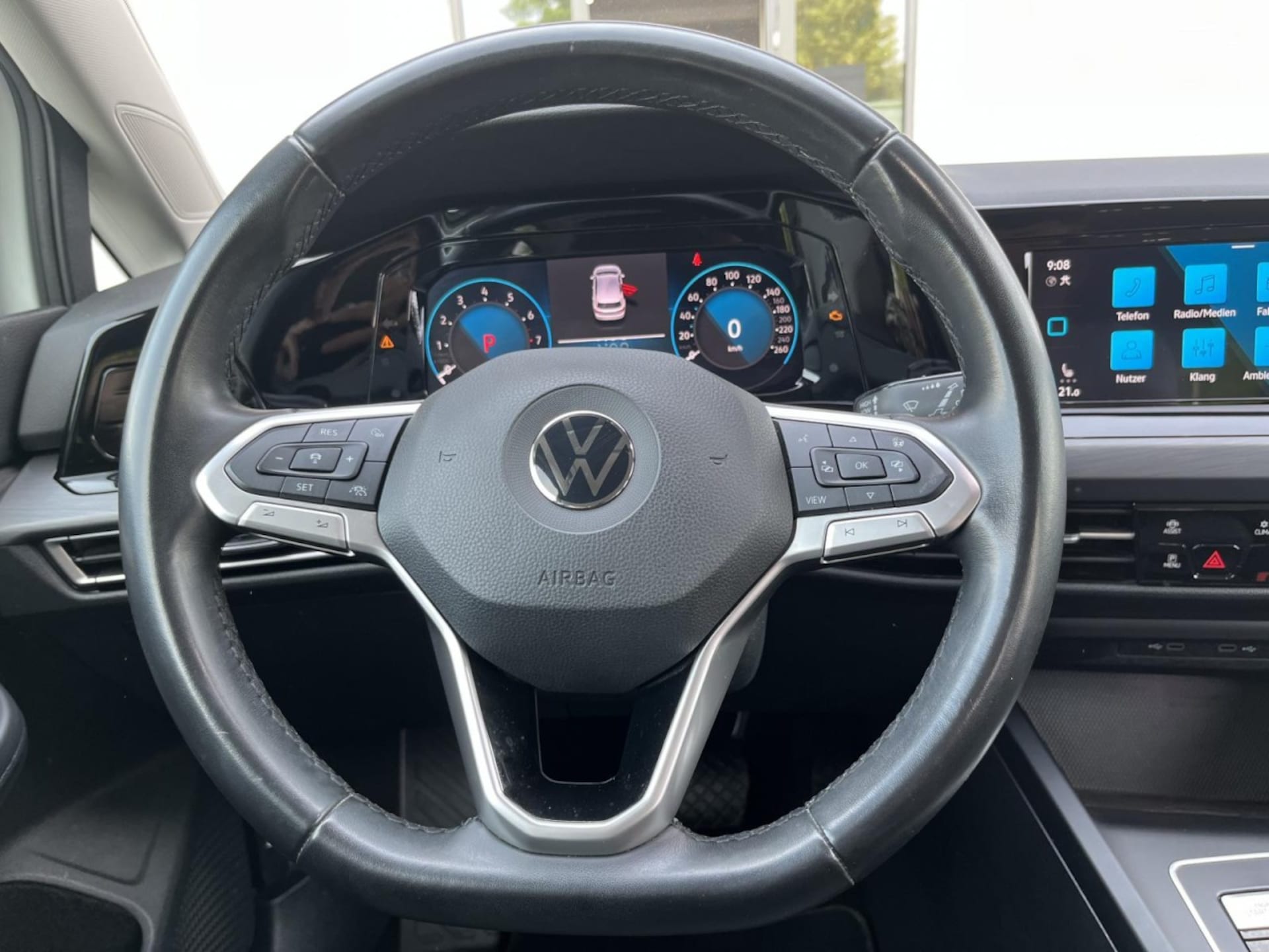 Volkswagen Golf Style