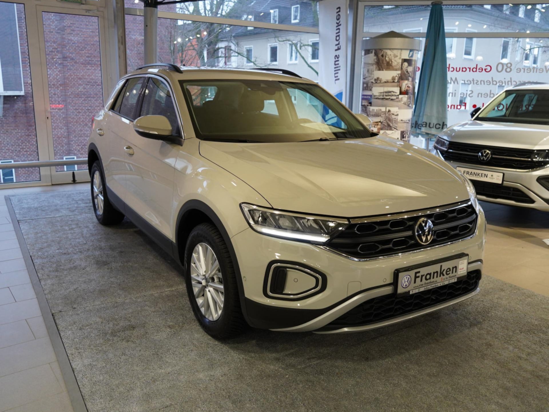 Volkswagen T-Roc Life