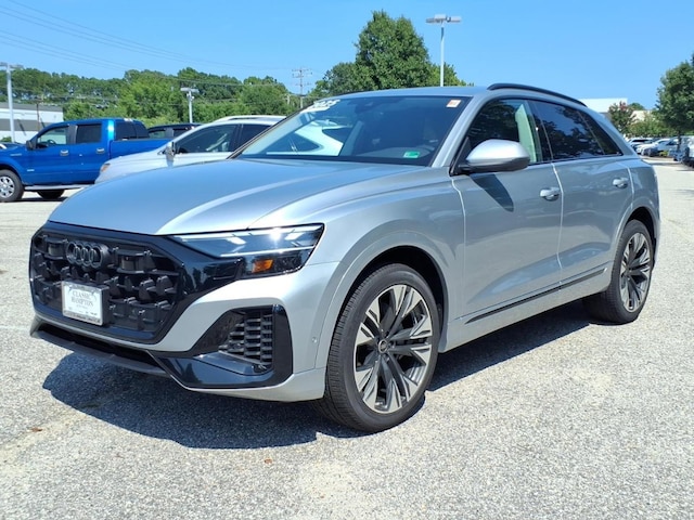 Photo of 2025 Audi Q8