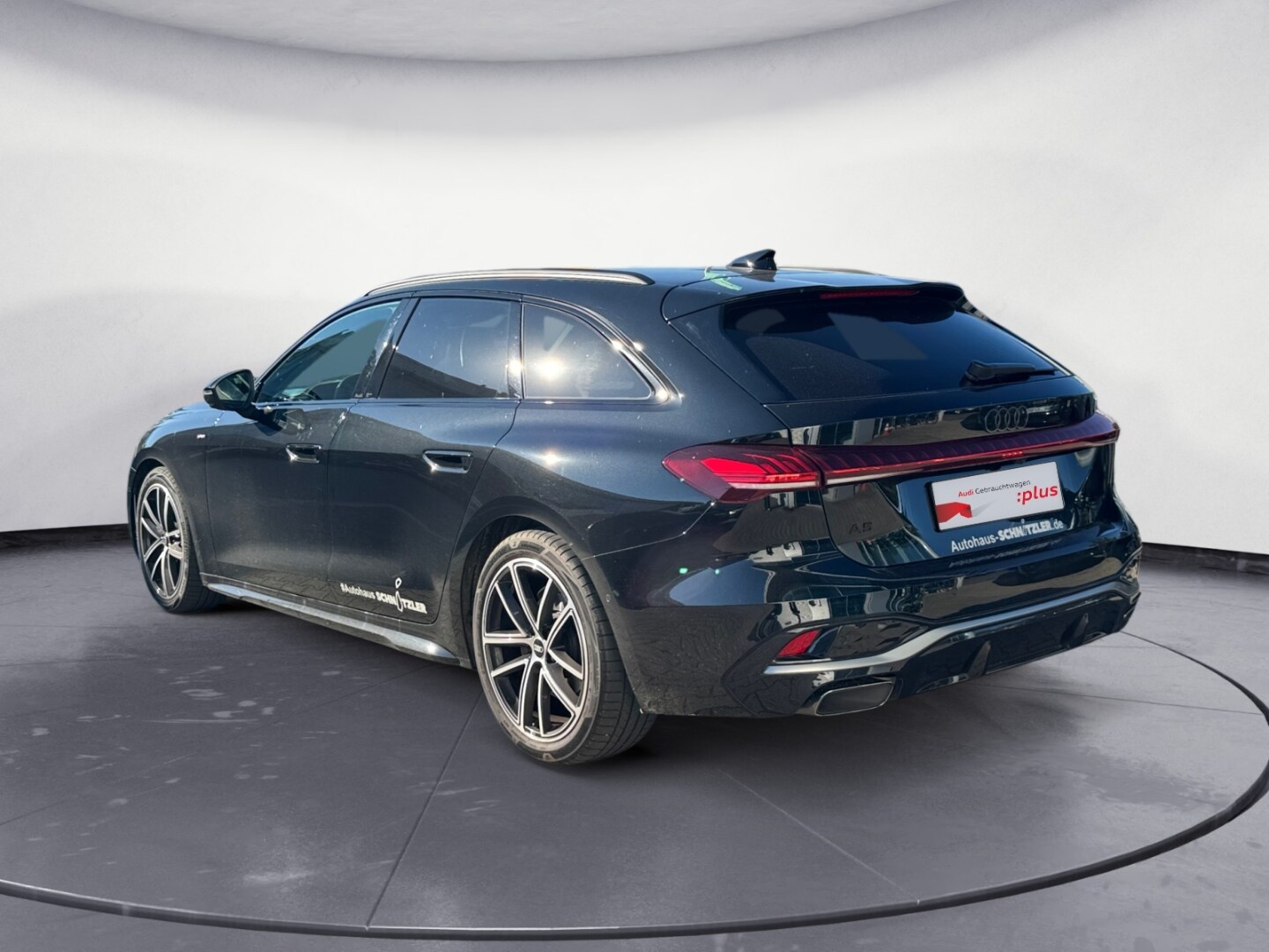 Bild über Audi A5 Avant TFSI S tronic - für weitere Informationen kontaktieren Sie den Audi Partner