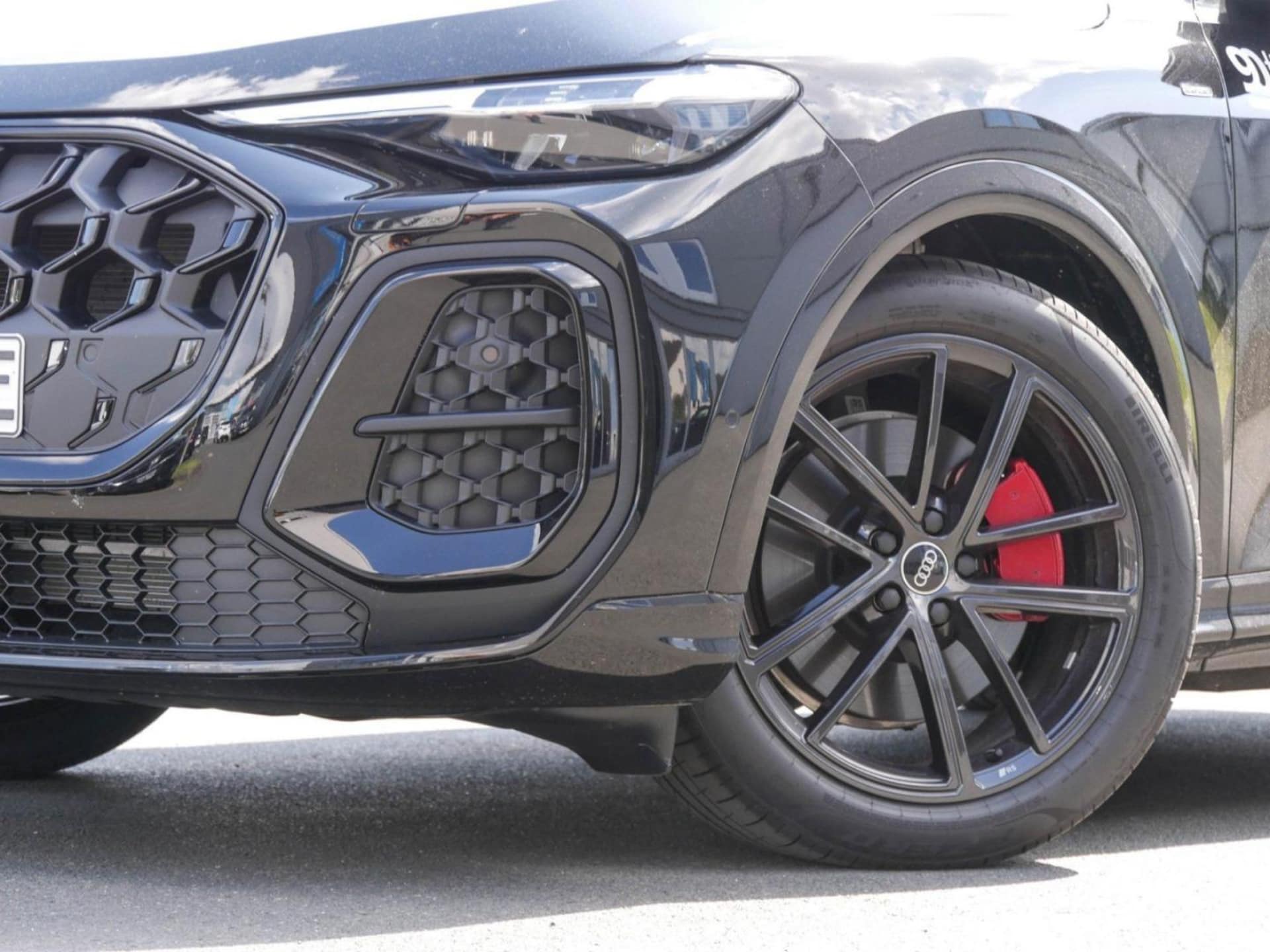 Audi Q5 SUV e-hybrid