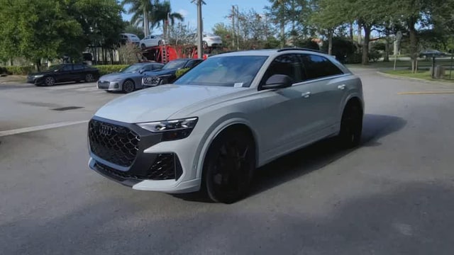 2026 Audi RS Q8 SUV performance