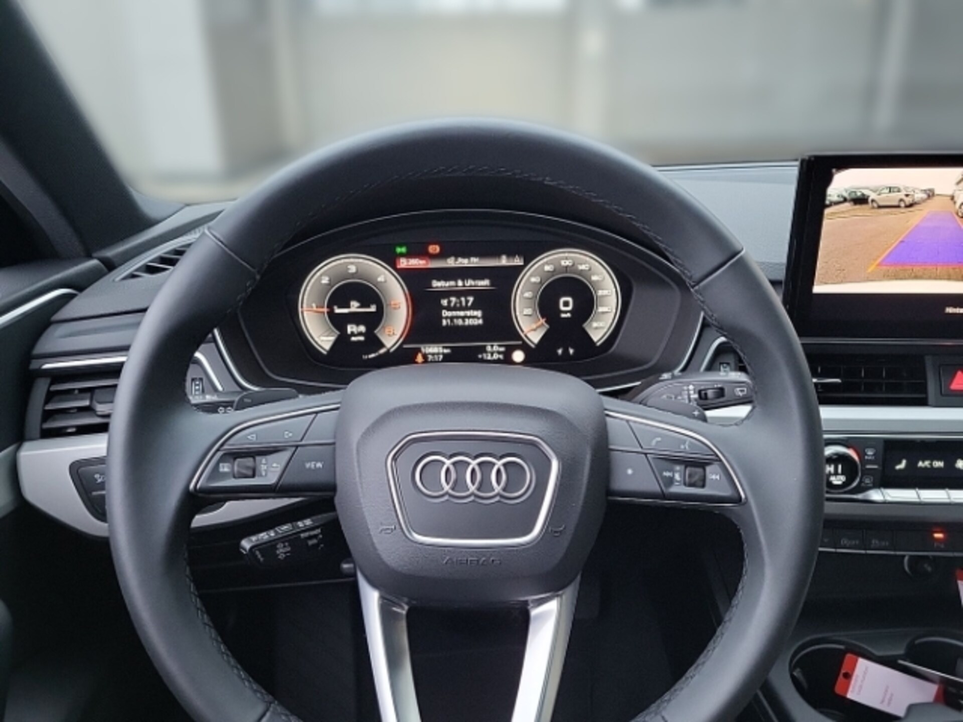 Audi A4 Avant S line
