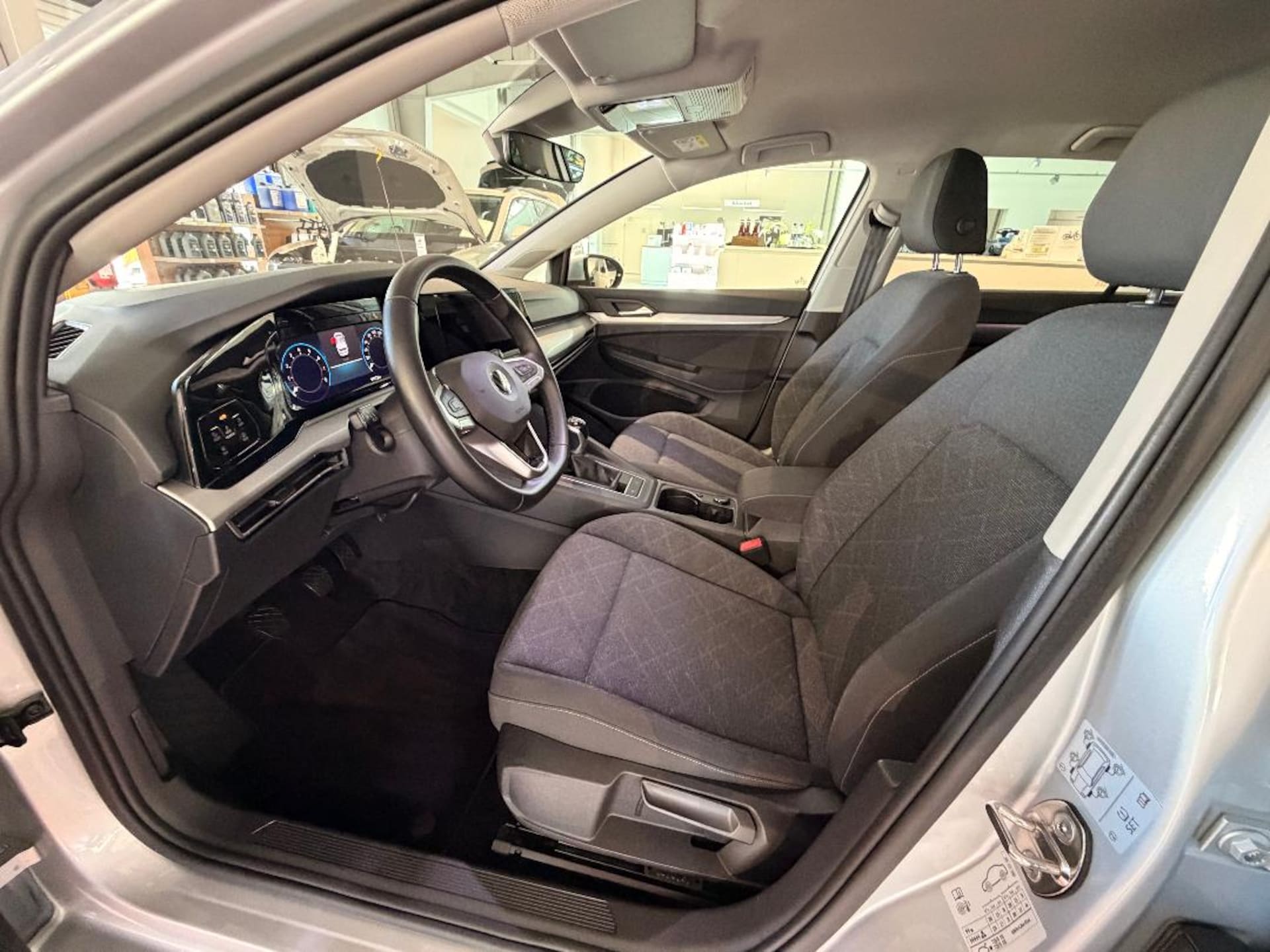 Volkswagen Golf Life