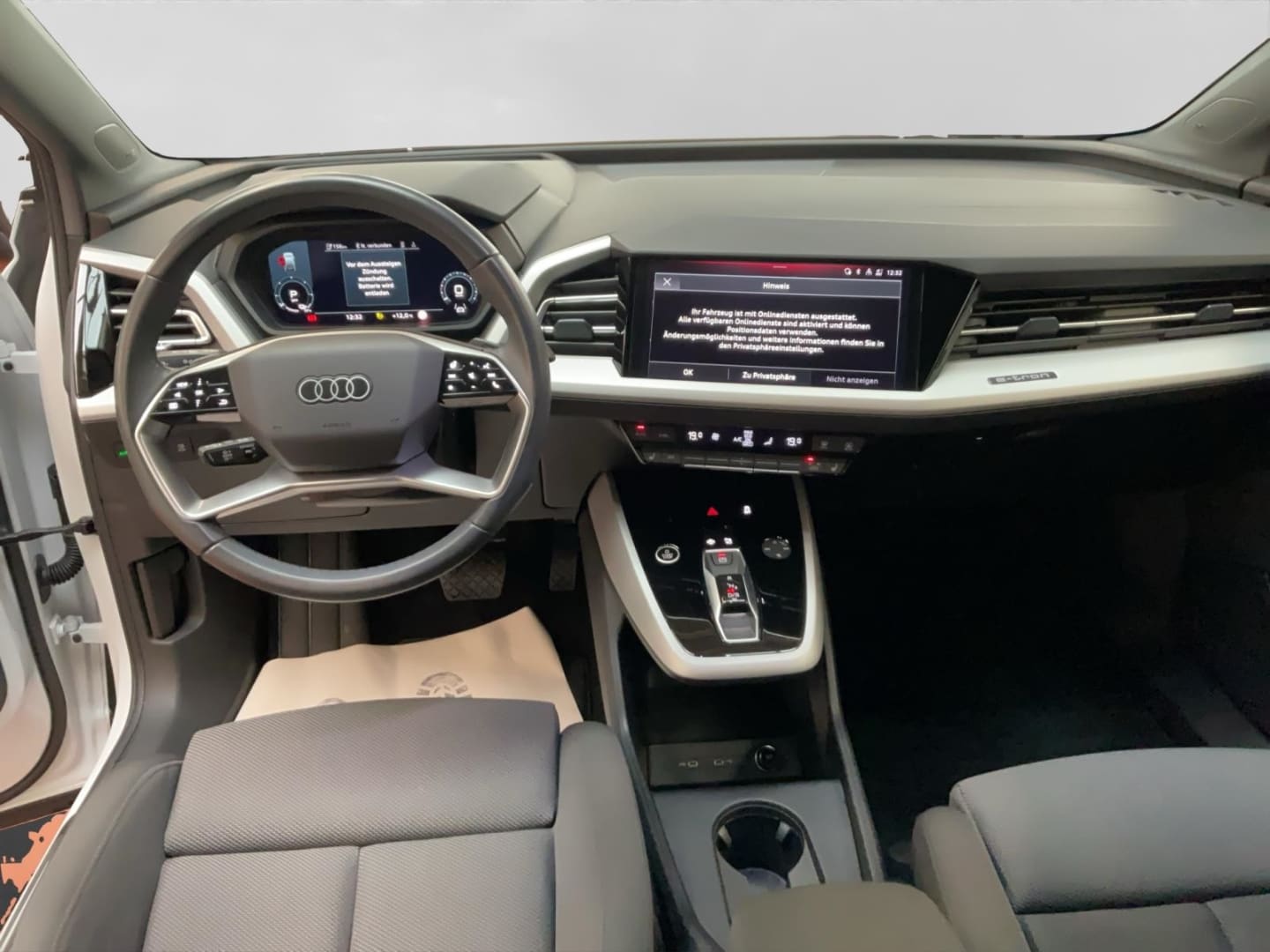 Bild über Audi Q4 e-tron 45 e-tron quattro - für weitere Informationen kontaktieren Sie den Audi Partner