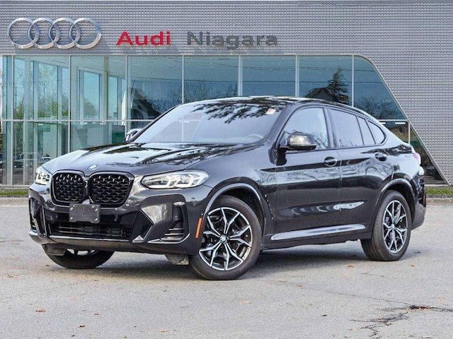 Photo of 2024 BMW X4 