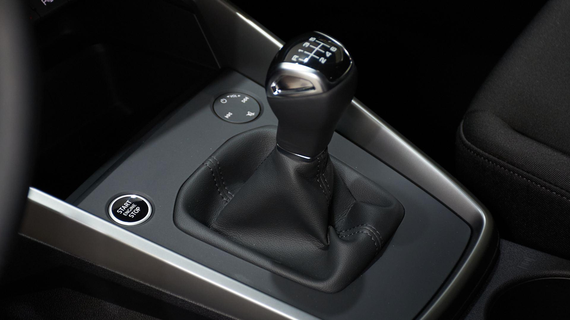 Image about Audi A3 Sportback Advanced 30 TFSI 81 kW (110 CV) 6 vel.