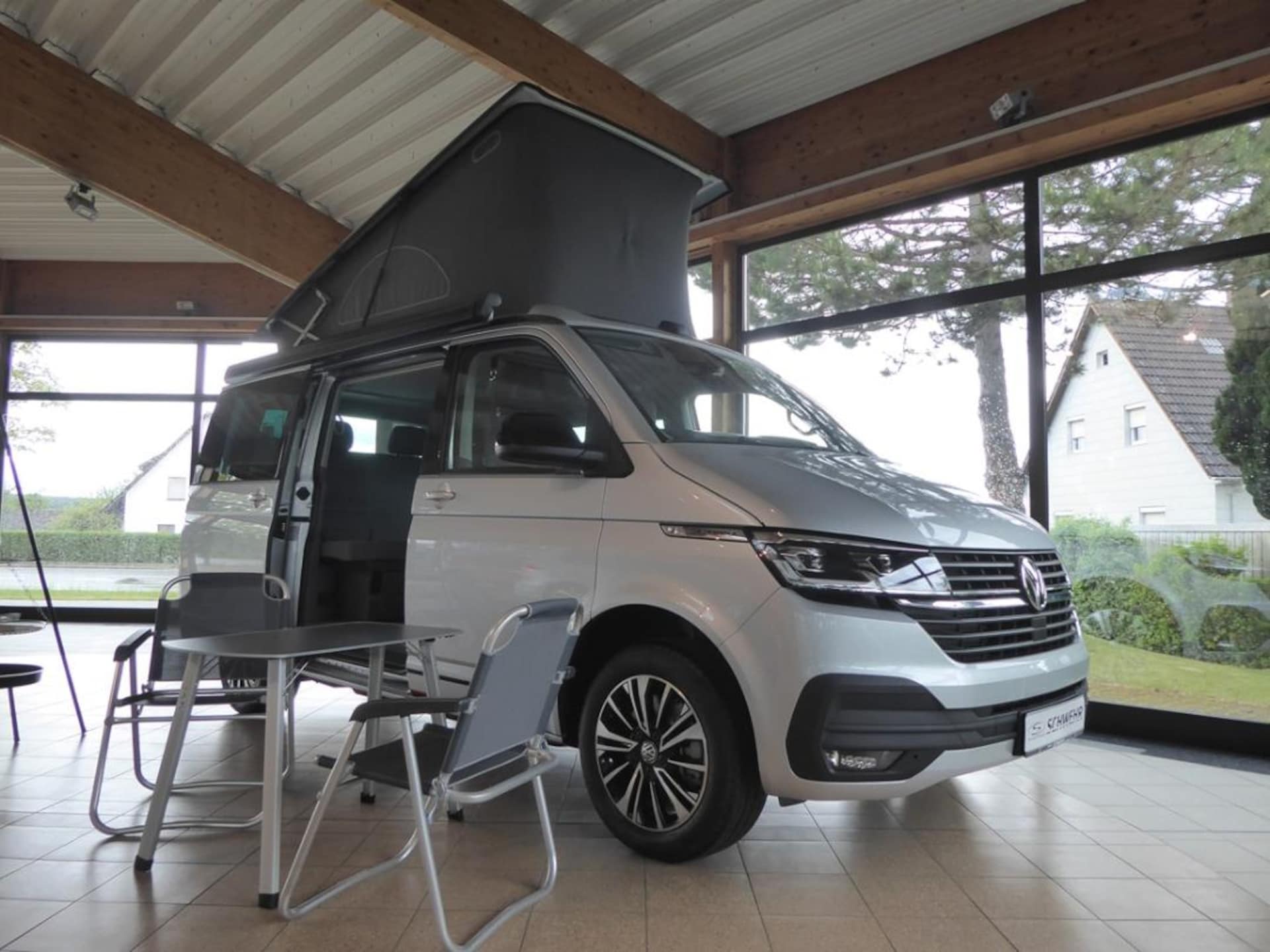 Volkswagen T6.1 California Beach