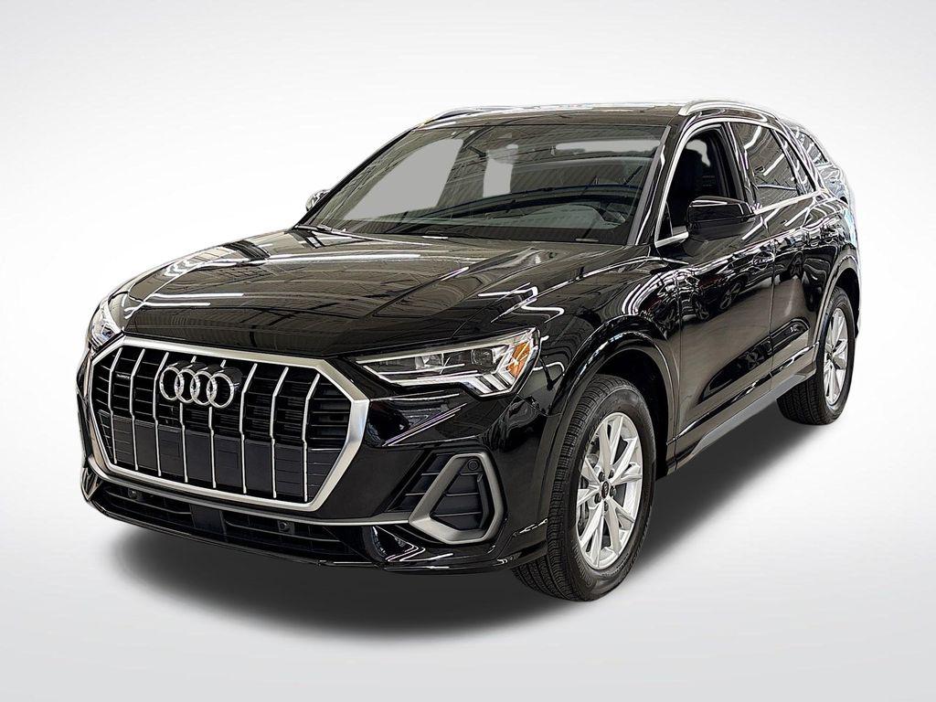 2025 Audi Q3 45 TFSI S Line Premium quattro's photo