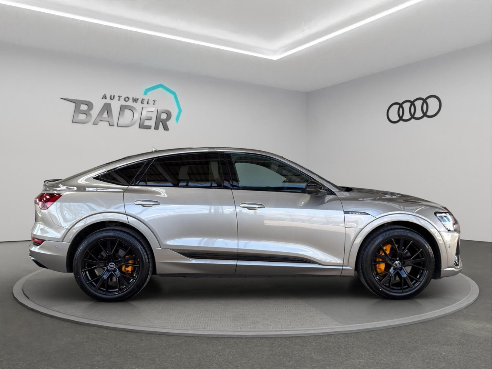 Audi e-tron Sportback S line