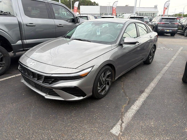 2024 Hyundai Elantra Hybrid