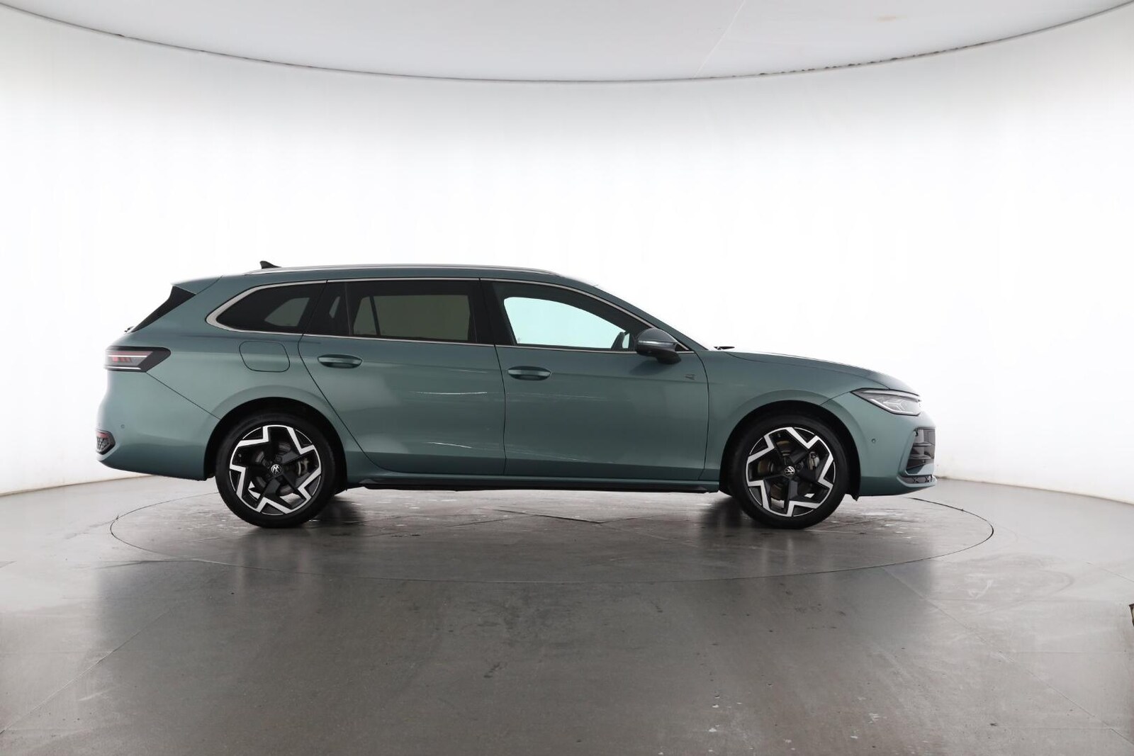 Volkswagen Passat – Bild 7