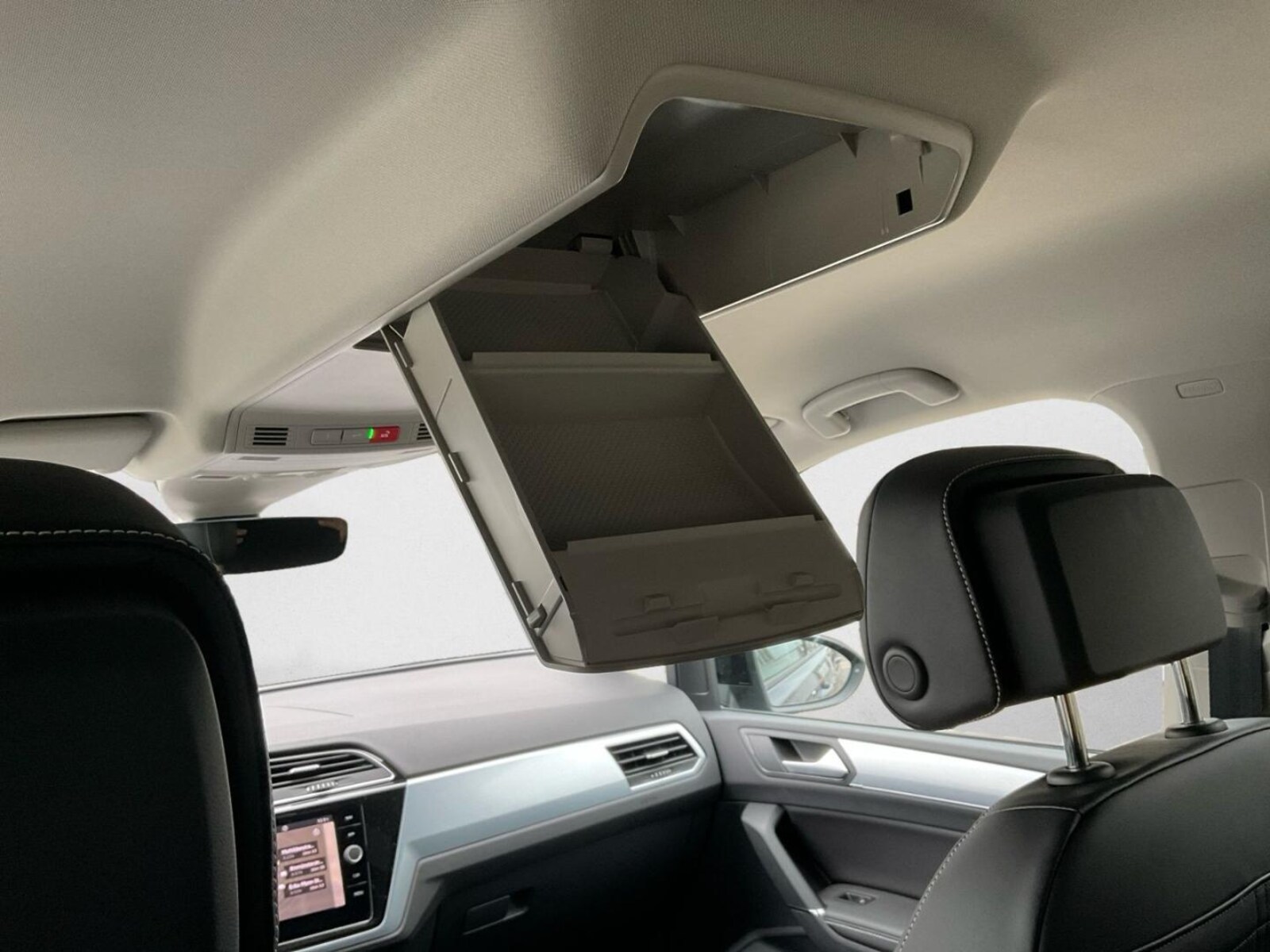 Volkswagen Touran – Bild 17
