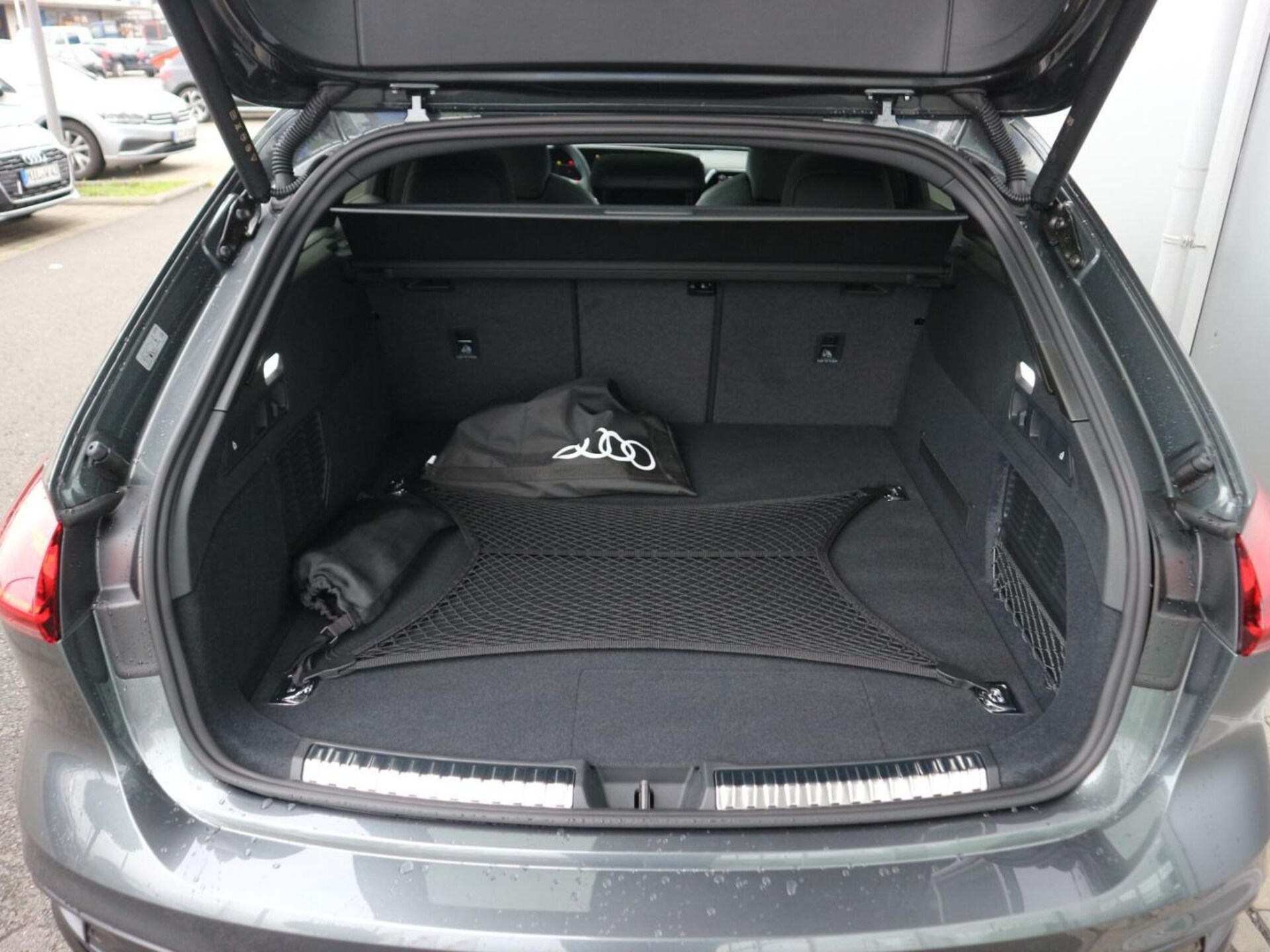 Audi A5 Avant e-hybrid