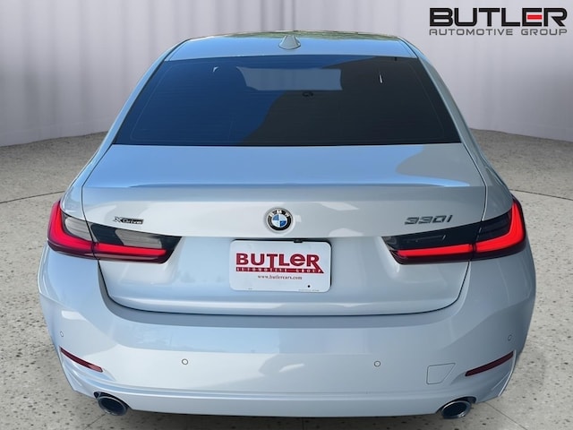 2023 BMW 3 Series 5