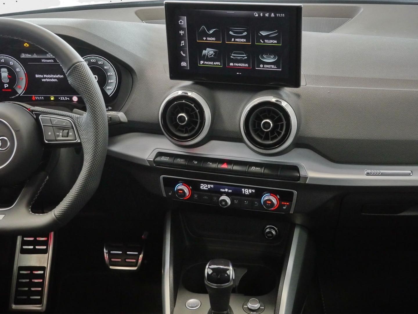 Bild über Audi Q2 S line 35 TFSI S tronic - für weitere Informationen kontaktieren Sie den Audi Partner